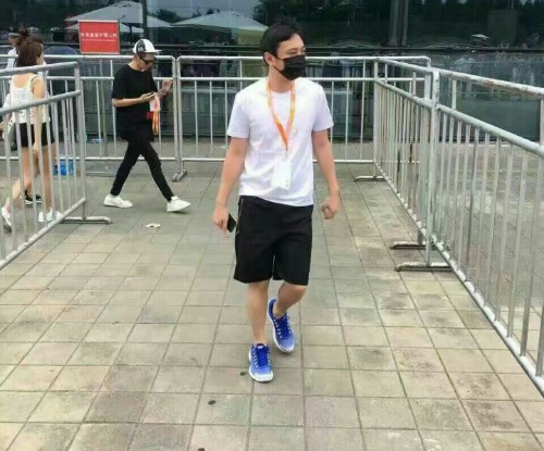 1469777596224037.png blob.png